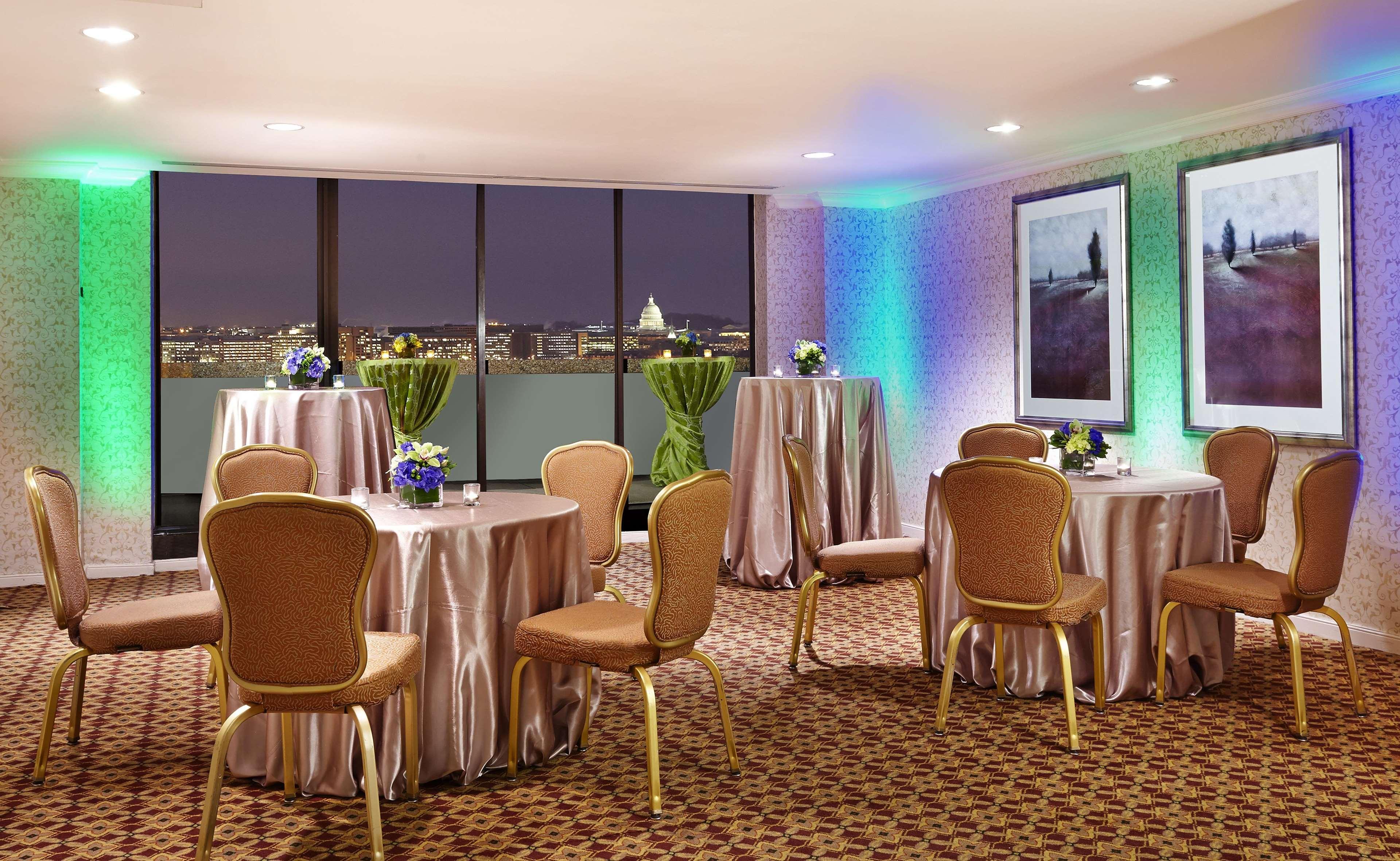 Doubletree By Hilton Washington Dc - Crystal City Arlington Exterior foto