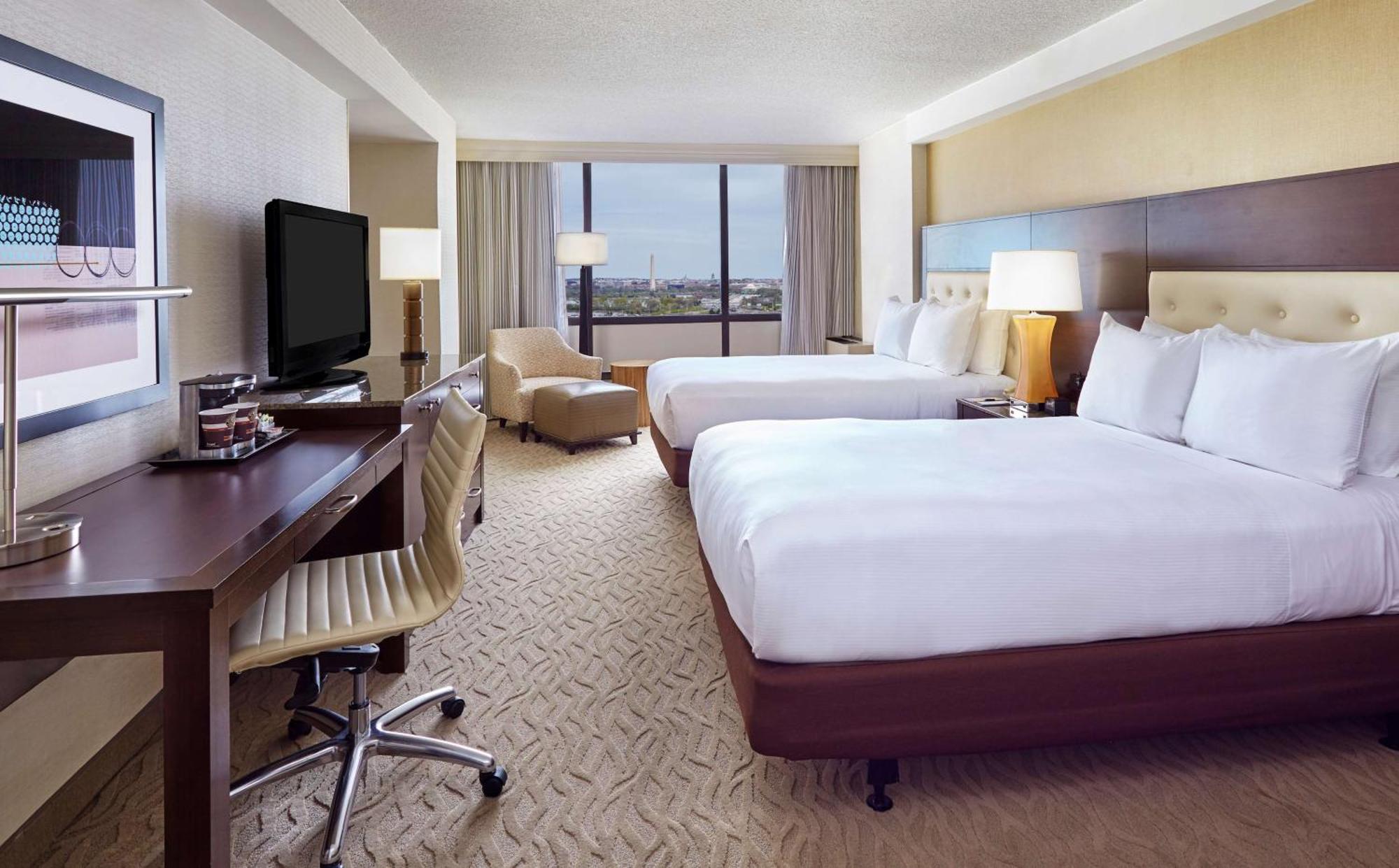 Doubletree By Hilton Washington Dc - Crystal City Arlington Exterior foto